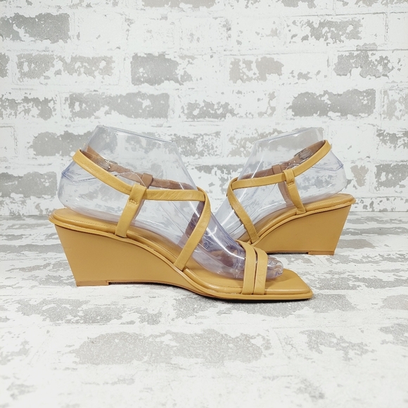 NEW Caslon Paola Tan Leather Wedge Heel Sandals I1039 - Picture 3 of 12